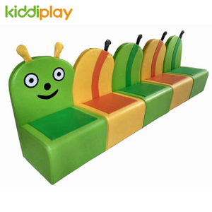 幼儿园宝宝休息椅早教毛毛虫造型沙发软包动物长椅可爱的儿童沙发