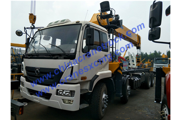 Customer order 20 ton truck-mounted crane