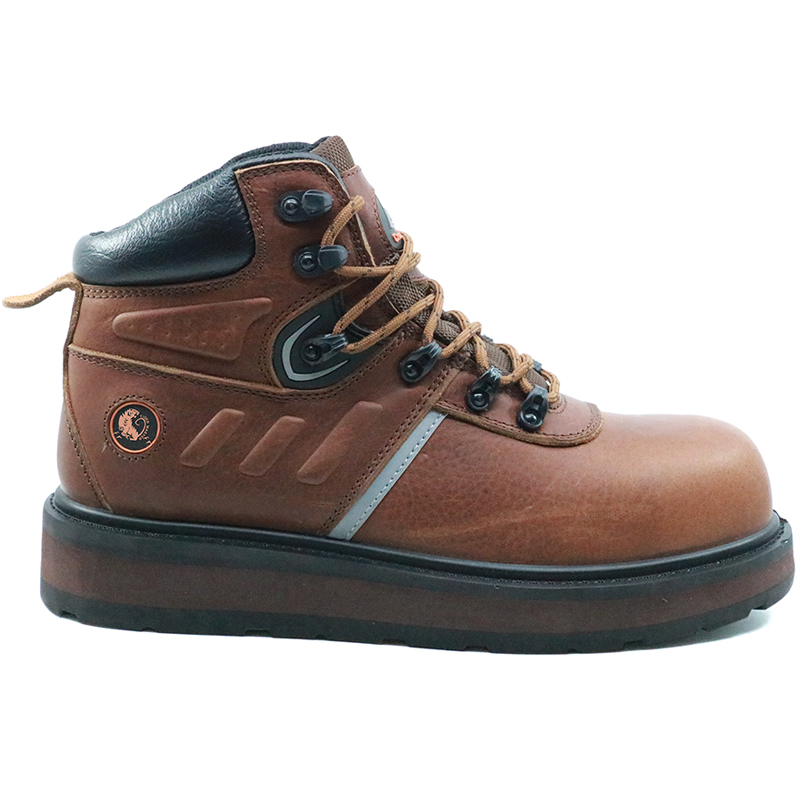 Crazy horse leather non slip composite toe industrial safety boots