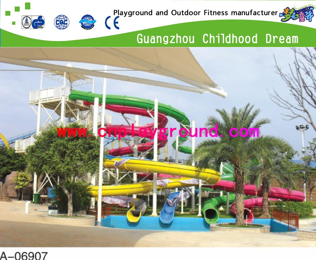 中国广州水公园设备工厂提供贴现水公园设备，水滑道设备，水滑道组合设备，水公园为孩子，并且成人，水滑道执行装备