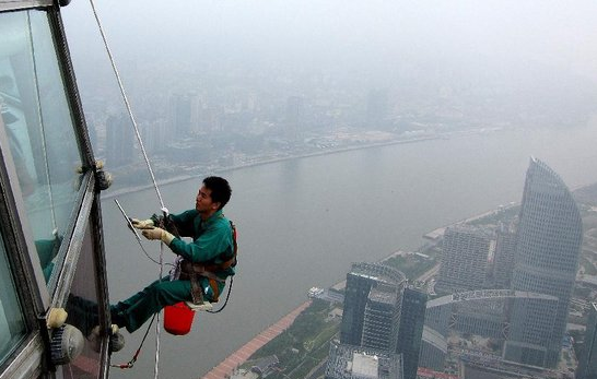 户外高空安全带事故常发什么样的安全带zui安全