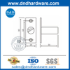 El mejor golpe a prueba de polvo de acero inoxidable con placa para puerta de entrada de metal-DDDP005