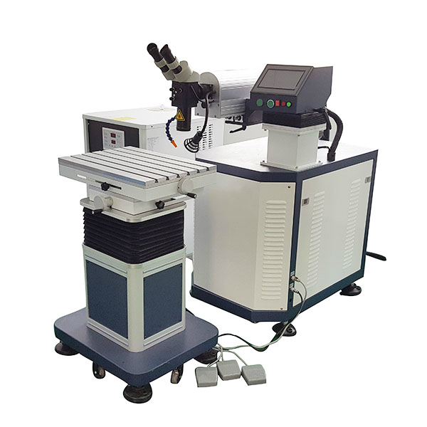 Máquina de soldadura de reparación láser para moldes