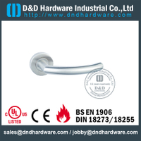 Manija de puerta hueca clasificada para fuego de tubo de acero inoxidable de 22 mm para puerta de madera de oficina -DDTH011