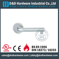 Manija de puerta de palanca hueca con clasificación de fuego en forma de L de acero inoxidable 304 para puerta de metal de aluminio con EN1906-DDTH002
