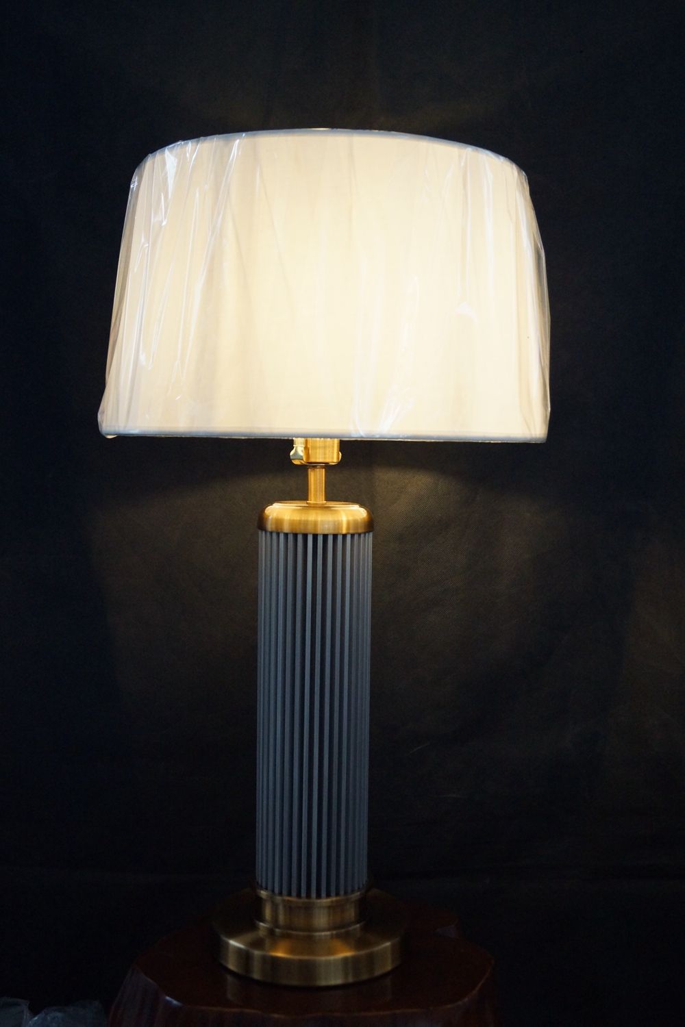 Современная настольная лампа из ткани для украшения дома (KAT6107)