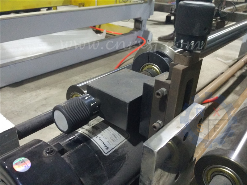 Bord de rebut fendant le dispositif pour la machine feuilletante d'extrusion
