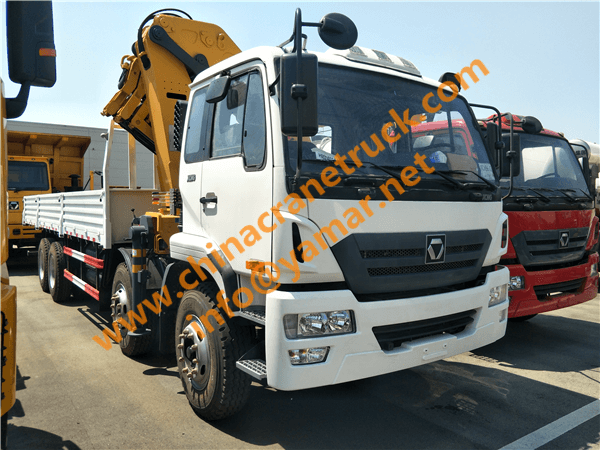 Customer order XCMG 16 ton truck-mounted crane 