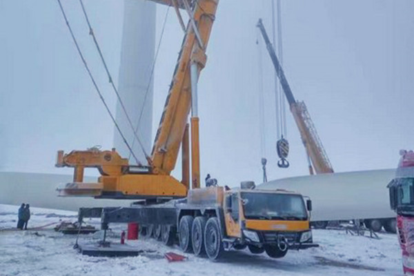XCMG QAY500 all terrain crane work 20 days continually at -30℃