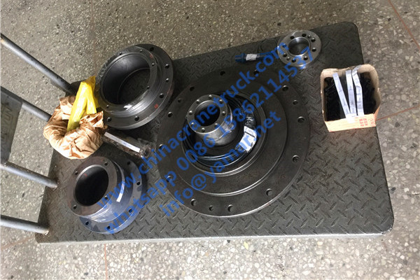 Customer order XCMG road roller parts from us - Changzhou Yamar Group