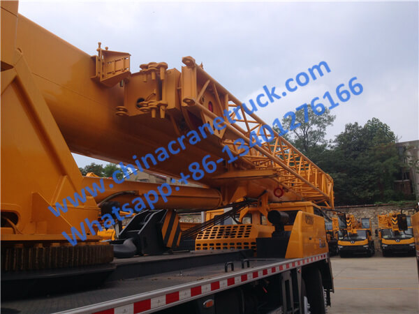 XCMG 50 ton heavy folding truck jib crane QY50KA